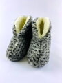 Warme Pantoffeln Modell 94 aus Schafwolle mit Punkte