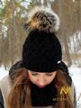 Damen Strickmütze mit Bommel ADA schwarz