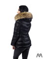 dámska bunda, bunda na zima, zimušná bunda, lesklá bunda, bunda s leskom, čierna bunda , čierna vetrovka, bunda s kozušinou