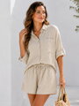 Damen Beige Musselin Set Bluse und Shorts