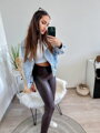 Damenleggings aus Leder mit hohem Bund