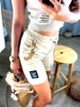 Damen Shorts mit Kette MFY beige