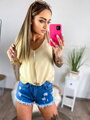 Cremefarbenes Tanktop für Damen mit verstellbaren Trägern
