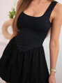 Puffiges schwarzes Kleid 131151