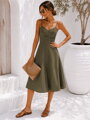 Khaki Sommer-Midikleid mit sanftem Dekolleteé-Bustier