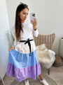 Eleganter langer Rock in Lila mit blauen Mustern