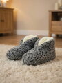 Warme Pantoffeln Modell 94 aus Schafwolle mit Punkte
