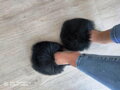 Offene Damen Hausschuhe Modell mit Pelz schwarz
