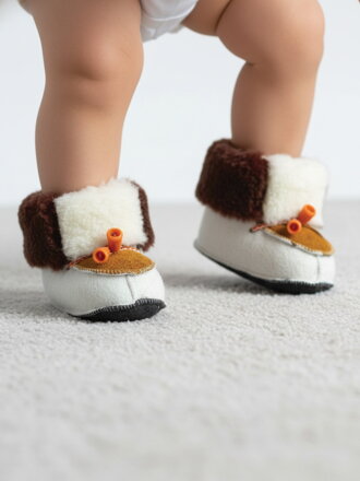Schöne warme Krabbelschuhe für Babys Größe. bis 6 Monaten