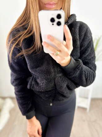 Ciepła bluza teddy w czarnym kolorze