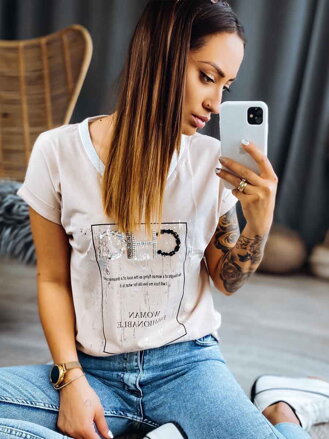 Damen T-Shirt mit der Aufschrift MFY beige