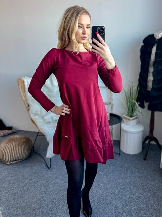 Elegantné burgundy šaty pre dámy