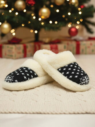 Warme Pantoffeln Modell 63 aus Schafwolle schwarz