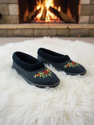 Warme Damen Pantoffeln Modell 60- Ballerina mit Blumen
