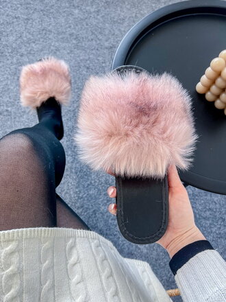 Offene Damen Hausschuhe Modell mit Pelz rosa