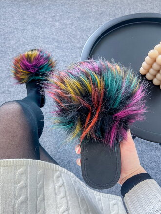 Offene Damen Hausschuhe Modell mit Pelz bunt