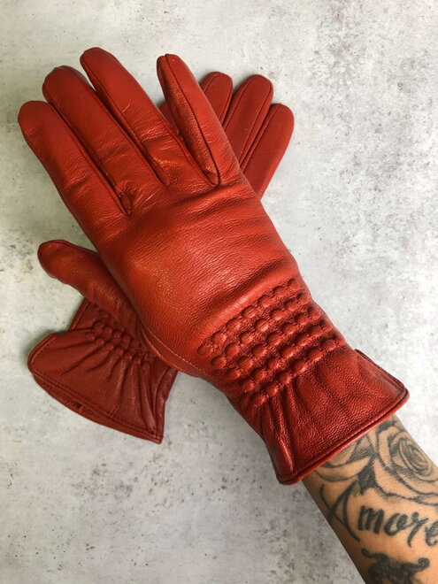 Damen Lederhandschuhe mit Zierapplikation ziegelrot