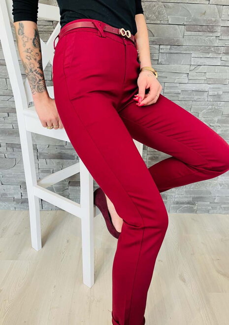 Damen Chino-Hose FREESIA mit Gürtel bordo