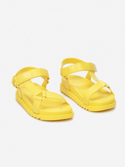 Pohodlné sandále v žltej farbe HM3199