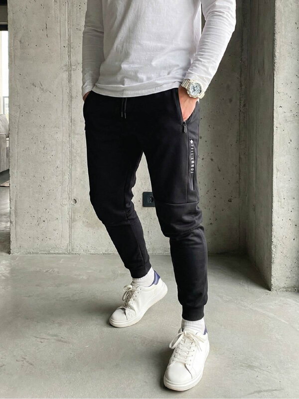 Stilvolle Herren-Jogginghose in Schwarz