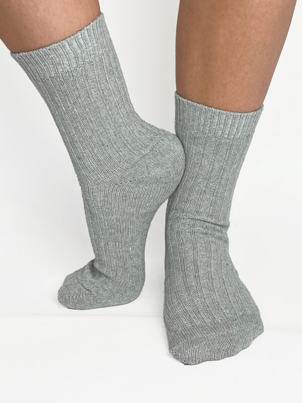 Dámske bavlnené ponožky svetlo sivé 