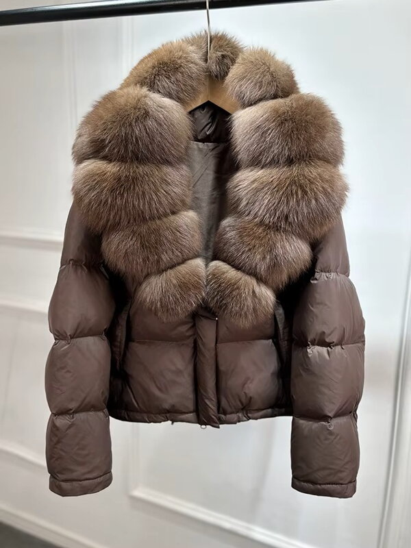 Zimná hnedá bunda s kožušinou  Zimná hnedá bunda s kožušinou