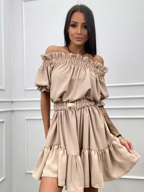 Cremefarbenes Damenkleid mit Gürtel