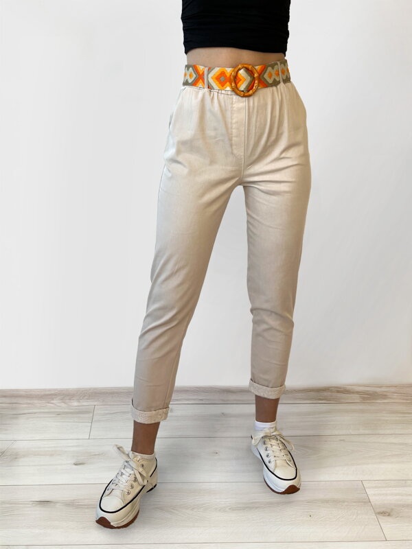 Sportlich-elegante beige Hose Sportlich-elegante beige Hose