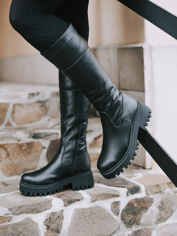 Isolierte Stiefel aus echtem Leder GRASSO schwarz Isolierte Stiefel aus echtem Leder GRASSO schwarz