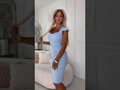 Hellblaues 318-8 elegantes tailliertes Kleid